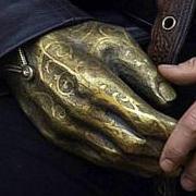 Jaime Lannisters Gold Hand